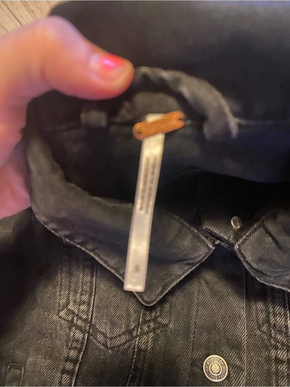 Free People Women's Black Denim Jacket Relaxed Fit Button Front Collared Pockets - Picture 4 of 6